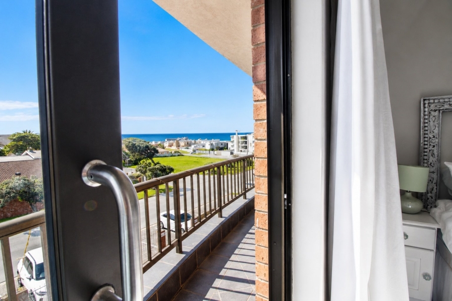 3 Bedroom Property for Sale in Jeffreys Bay Central Eastern Cape